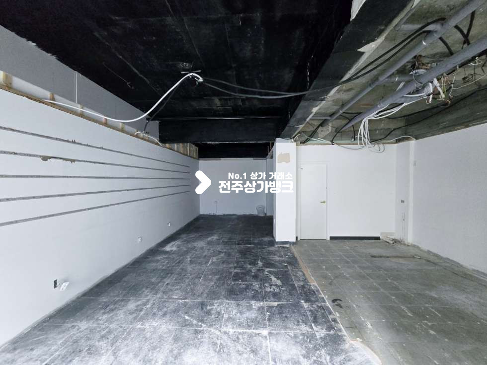 전북 전주완산구 서신동 서신동 25평형 저렴한월세로 즉시 입주가능 내부 룸시설 , 화장실깔끔 월세 매물번호 15946 사진 1
