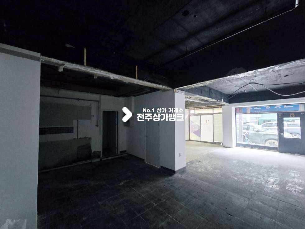 전북 전주완산구 서신동 서신동 25평형 저렴한월세로 즉시 입주가능 내부 룸시설 , 화장실깔끔 월세 매물번호 15946 사진 4