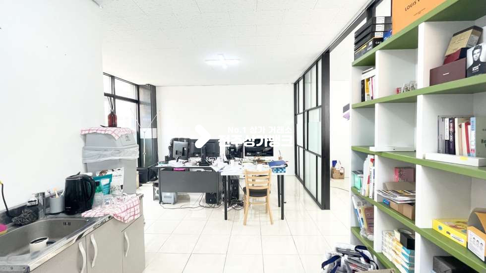 전북 전주완산구 중화산동2가 학교앞✧✧22평✧✧1층상가✧✧ 미용,네일,카페,공방,부동산업종✧✧바닥보일러설치됨✧✧적극추천 월세 매물번호 12844 사진 9