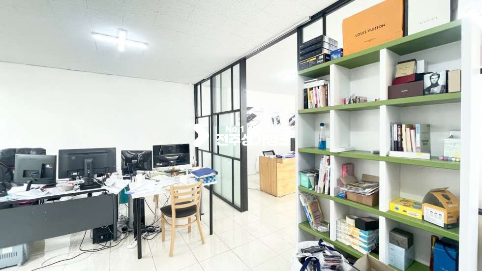 전북 전주완산구 중화산동2가 학교앞✧✧22평✧✧1층상가✧✧ 미용,네일,카페,공방,부동산업종✧✧바닥보일러설치됨✧✧적극추천 월세 매물번호 12844 사진 10