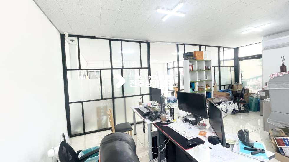 전북 전주완산구 중화산동2가 학교앞✧✧22평✧✧1층상가✧✧ 미용,네일,카페,공방,부동산업종✧✧바닥보일러설치됨✧✧적극추천 월세 매물번호 12844 사진 12