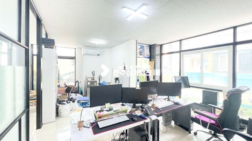 전북 전주완산구 중화산동2가 학교앞✧✧22평✧✧1층상가✧✧ 미용,네일,카페,공방,부동산업종✧✧바닥보일러설치됨✧✧적극추천 월세 매물번호 12844 사진 13
