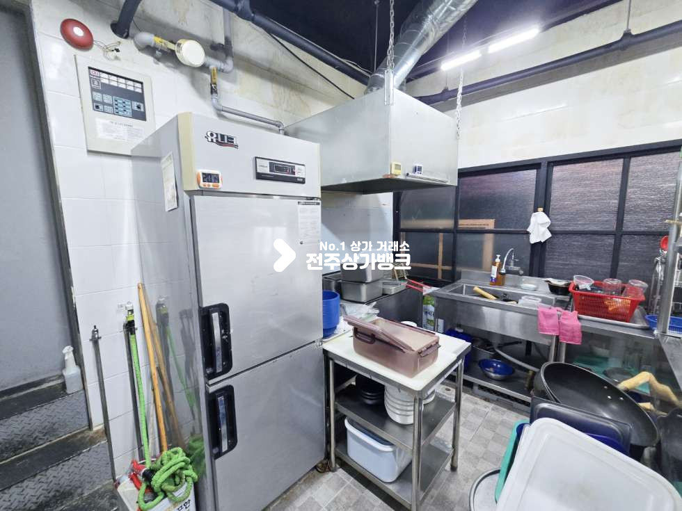 전북 전주완산구 서신동 서신동 먹자골목 유동인구많은 음식점상가 양도양수 권리금협의가능 월세 매물번호 15559 사진 6