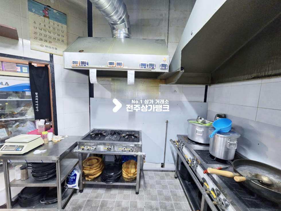 전북 전주완산구 서신동 서신동 먹자골목 유동인구많은 음식점상가 양도양수 권리금협의가능 월세 매물번호 15559 사진 7
