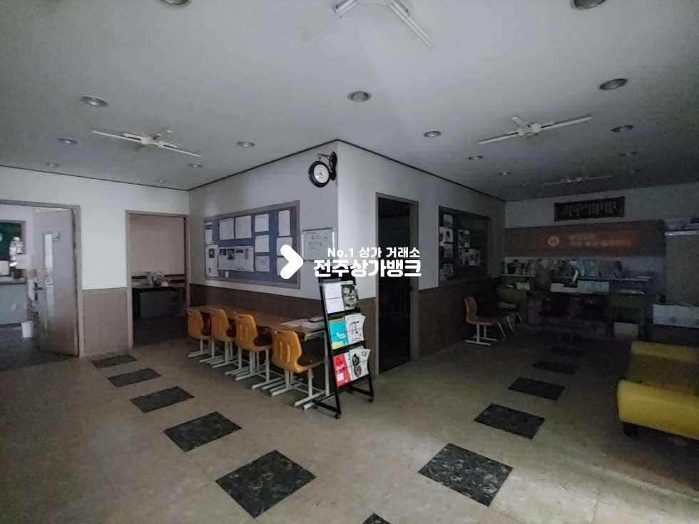 전북 전주덕진구 우아동3가 우아동 아파트밀집상권 학원강력추천(시설완비) 월세 매물번호 10667 사진 1