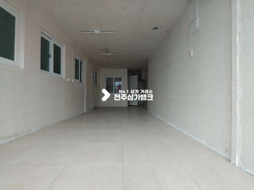 전북 전주덕진구 금암동 금암광장인근 네일샾,사무실 추천매물!! 월세 매물번호 10514 사진 1