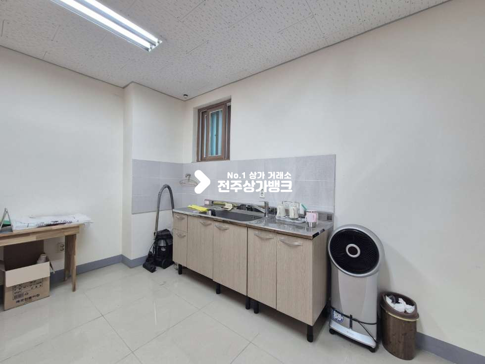 전북 전주완산구 효자동3가 ○서곡 광고효과좋은 코너 1층상가. 뷰티샵.카페 ,베이커리 추천!○ 월세 매물번호 16059 사진 6