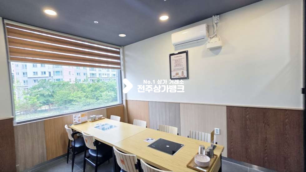 전북 전주덕진구 만성동 만성동 아파트 부근 2층음식점 ,단체석 완비 깔끔인테리어 즉시영업가능 ! 월세 매물번호 16060 사진 8