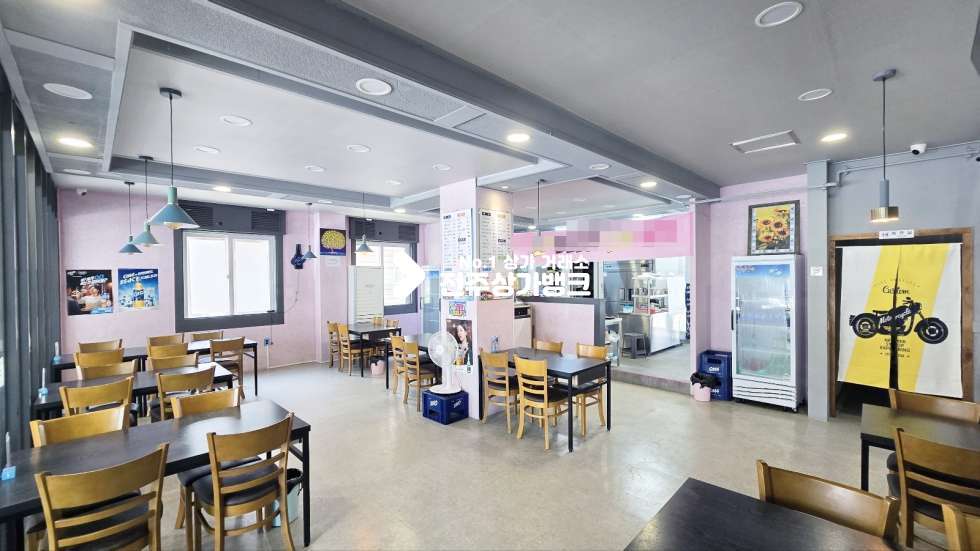 전북 전주완산구 서신동 서신동 먹자골목 유동인구많은 상권 1층 45평형 상가임대 권리금 협의가능 월세 매물번호 16073 사진 2