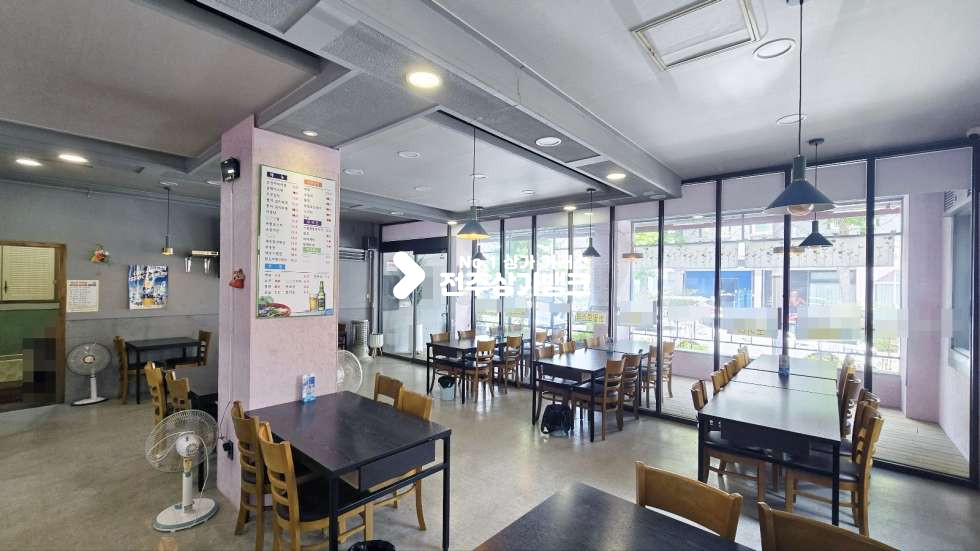 전북 전주완산구 서신동 서신동 먹자골목 유동인구많은 상권 1층 45평형 상가임대 권리금 협의가능 월세 매물번호 16073 사진 4