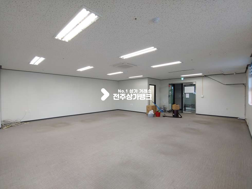 전북 전주완산구 효자동3가 신시가지위치, 사무실강력추천!! 월세 매물번호 10628 사진 2