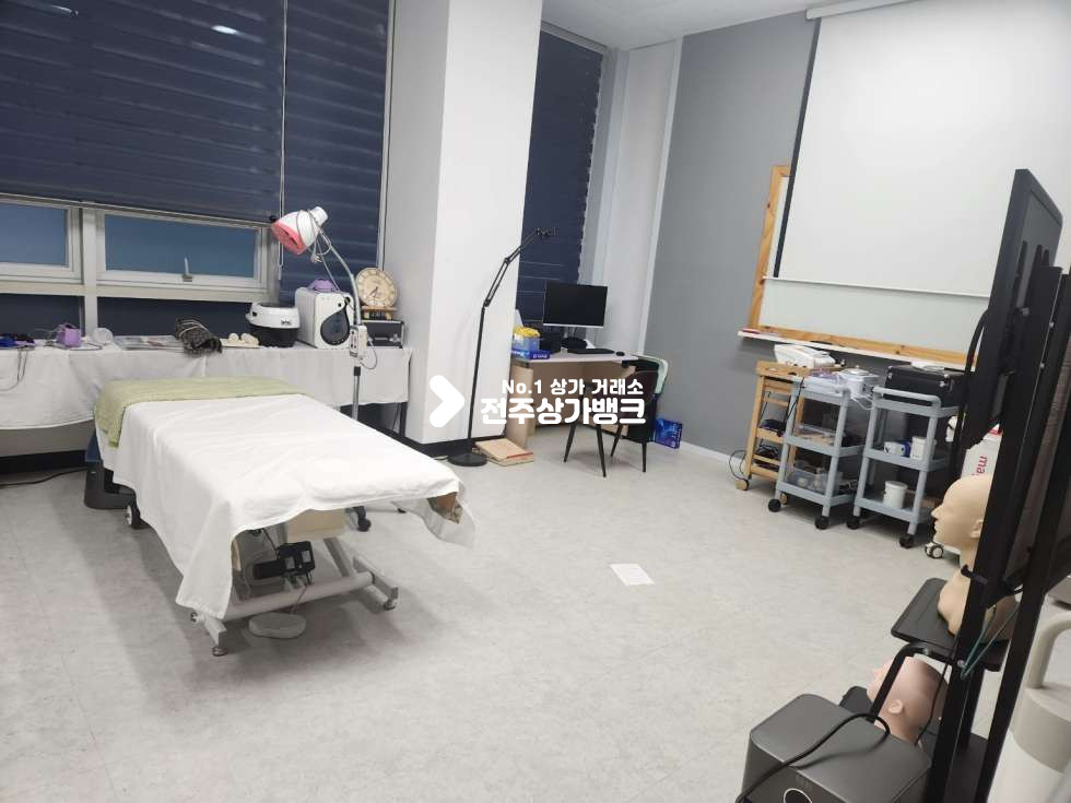 전북 전주완산구 효자동3가 모든시설포함//피부샵,왁싱샵//피부미용교육장//양도양수 월세 매물번호 16063 사진 3