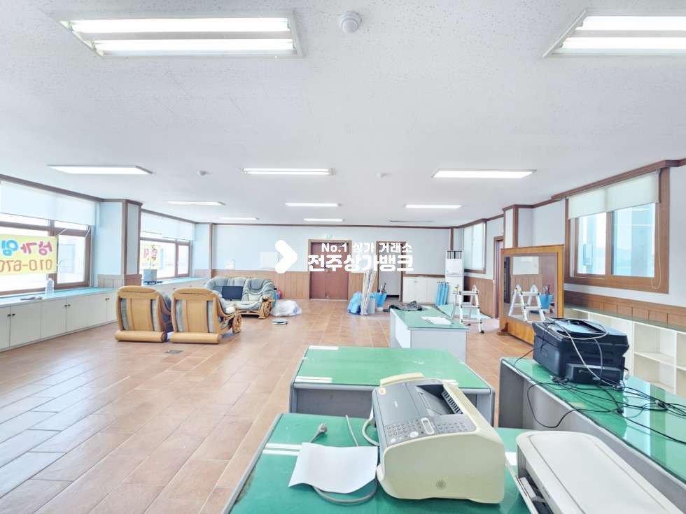 전북 전주완산구 중화산동2가 학원가능//중화산동 대로변//무권리금//엘베유 월세 매물번호 16096 사진 4