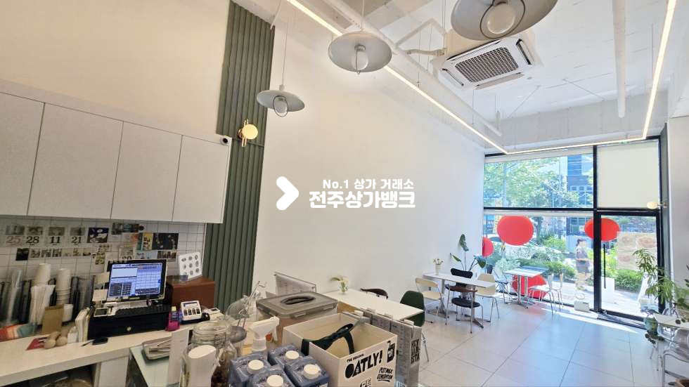 전북 전주완산구 효자동3가 효자동 다이소 사거리부근 유동인구많은 카페 상가 권리금협의가능 월세 매물번호 16123 사진 5