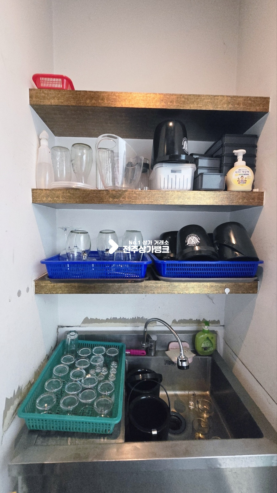 전북 전주완산구 효자동3가 효자동 신시가지 먹자골목 무권리금 빠 양도양수 룸 5개 시설좋음! 월세 매물번호 16124 사진 10