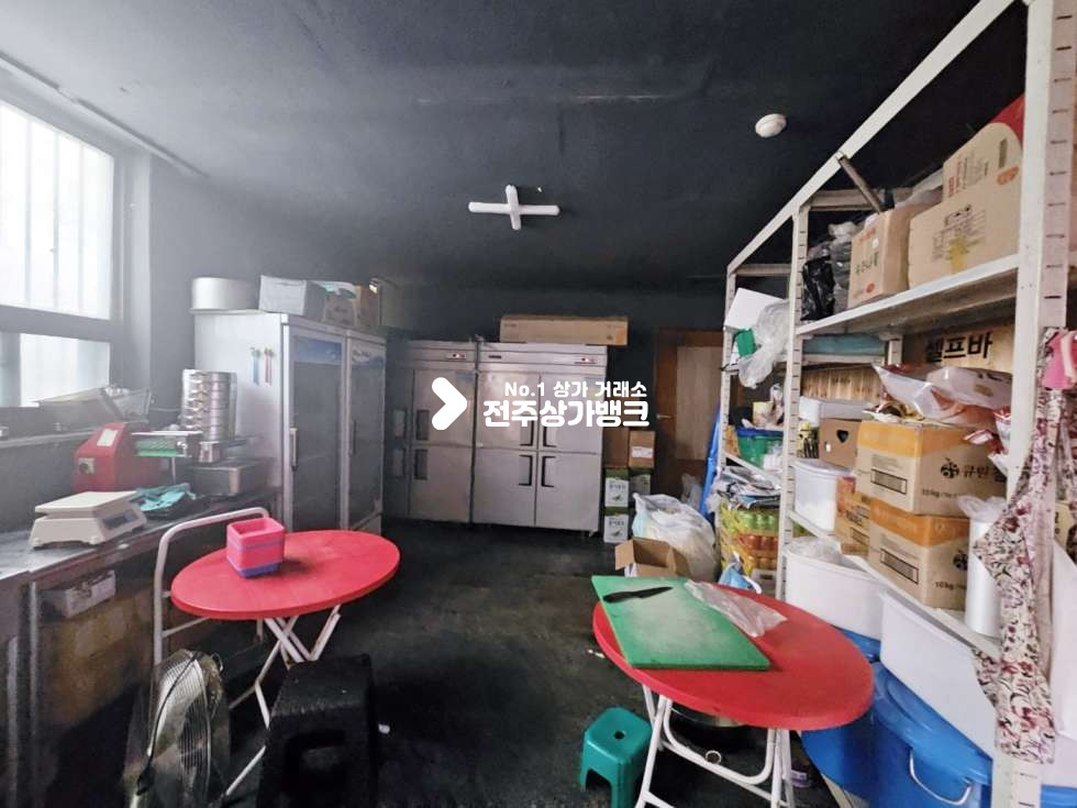 전북 전주덕진구 우아동3가 대형식당//전주역부근//시설최상//권리금협의 월세 매물번호 16126 사진 19