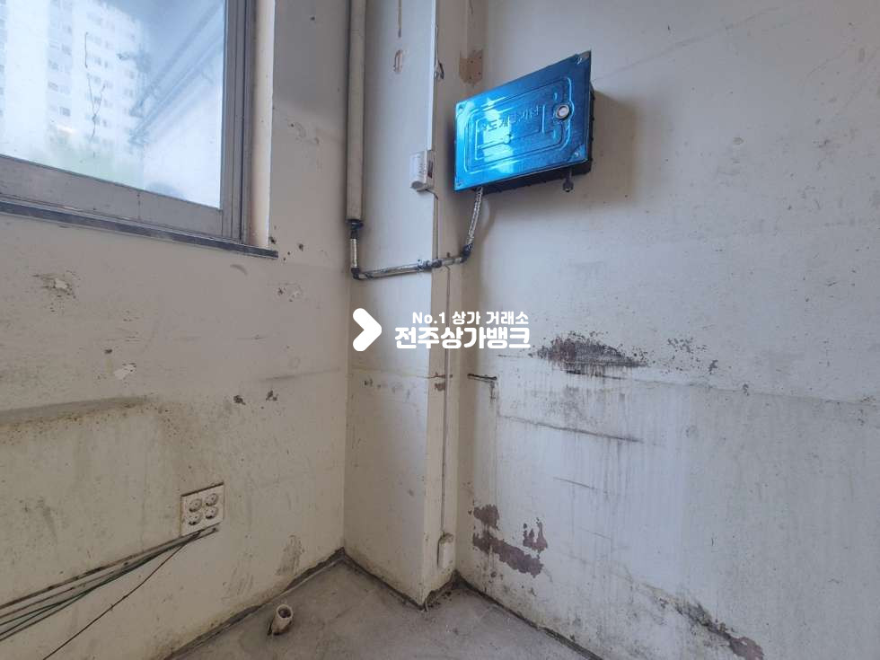 전북 전주완산구 효자동2가 ○효자동 대로변 광고효과좋고 위치좋은 모든업종가능!○ 월세 매물번호 16138 사진 5