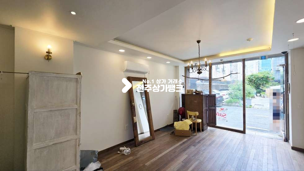 전북 전주완산구 효자동2가 효자동2가 저렴한가격 내부 깔끔인테리어 판매점,미용업종 강력추천 즉시입주가능 월세 매물번호 16141 사진 2