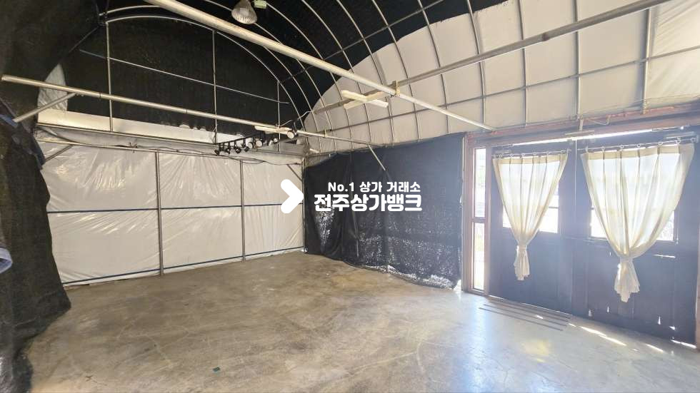 전북 전주덕진구 팔복동3가 팔복동 대로변 가시성 좋은 2층건물 임대 판매점시설로 최적 ! 즉시입주가능 월세 매물번호 16148 사진 9