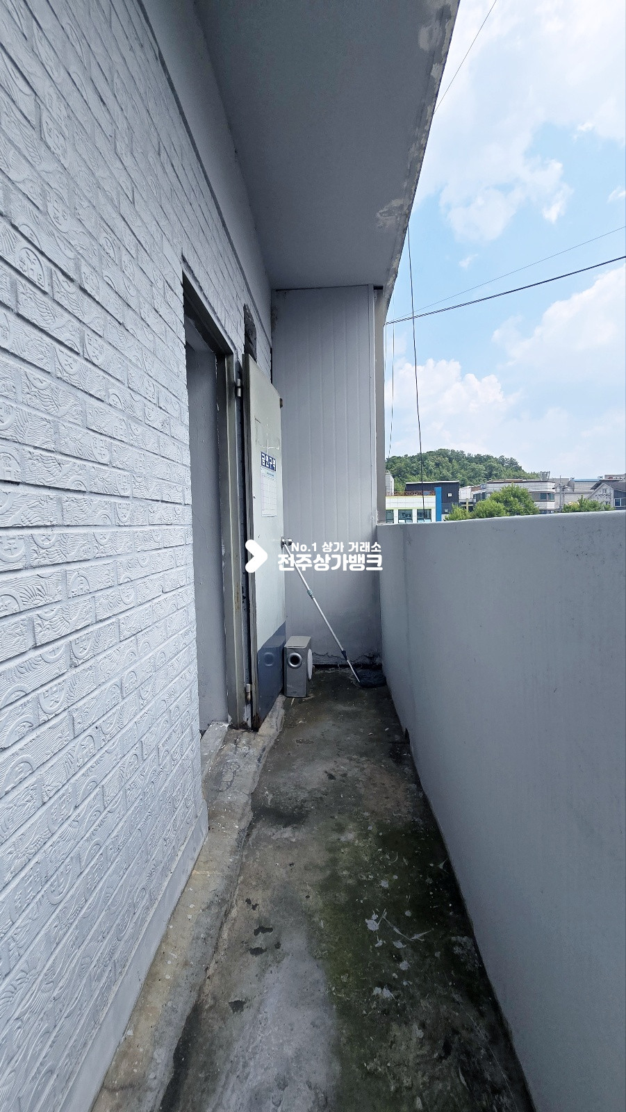 전북 전주완산구 삼천동1가 삼천동1가 15평형 저렴한상가 주차좋음 ! 내부 바닥 건물주님이 공사예정 ! 월세 매물번호 16168 사진 5