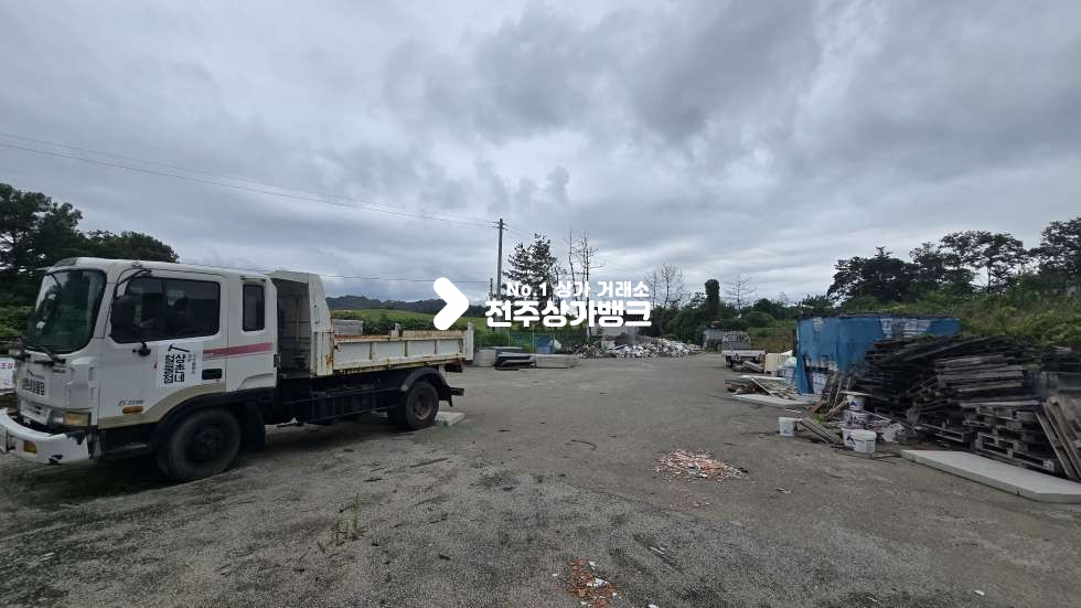 전북 전주완산구 상림동 상림동 서전주 ic 대로끼고있는 야적장 , 차고지 임대 가격 조율 가능 월세 매물번호 16188 사진 3