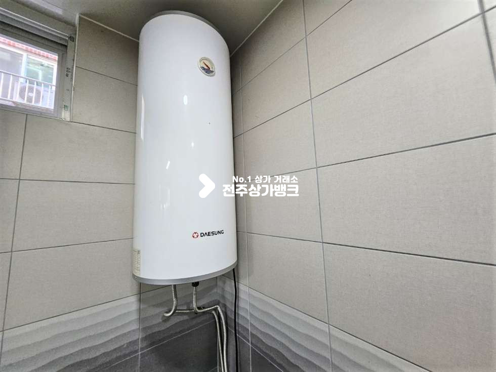 전북 전주덕진구 인후동1가 바닥.천정.벽~ 마감시설//폴딩도어//온수기 월세 매물번호 15368 사진 10