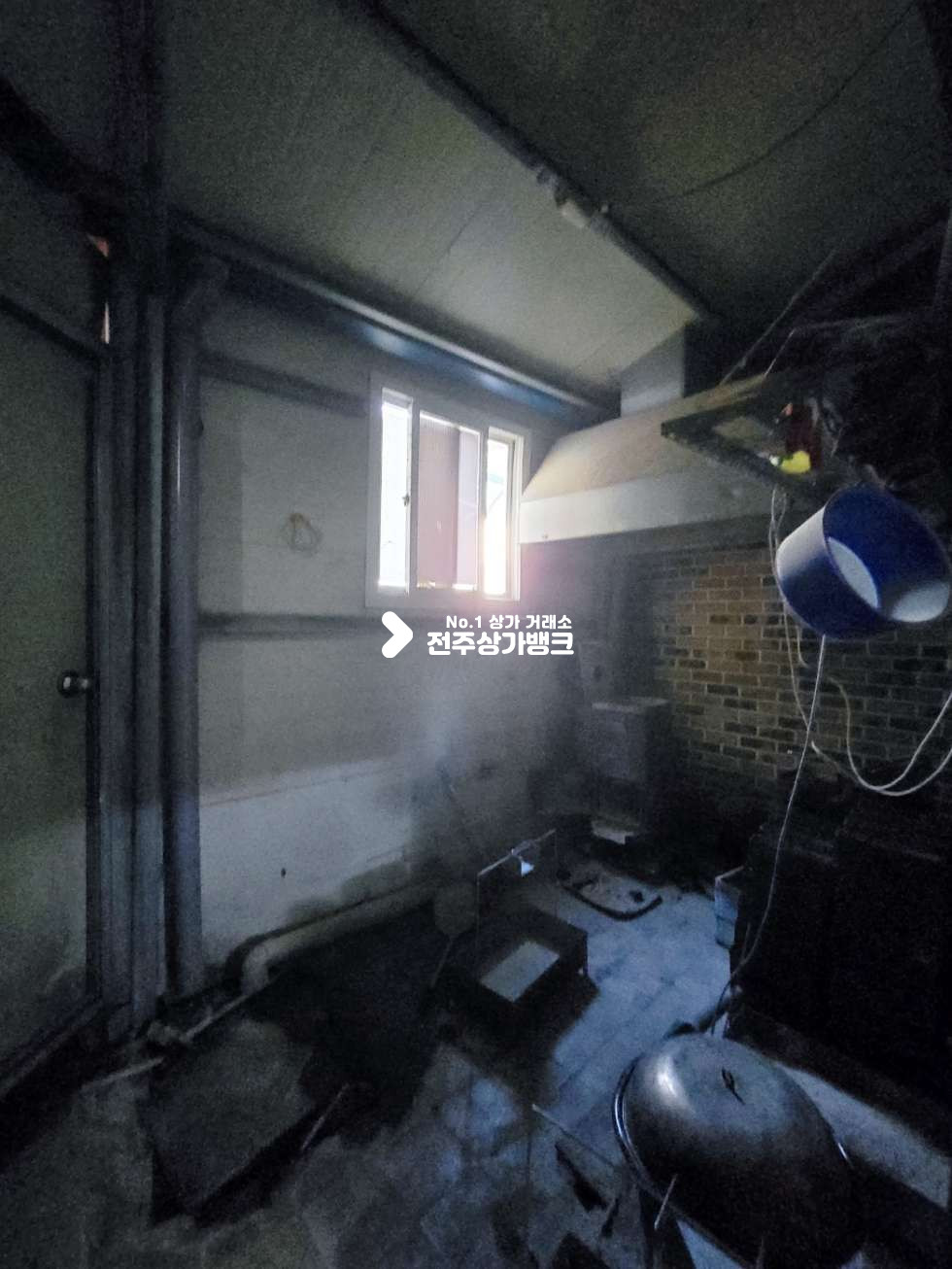 전북 전주덕진구 송천동2가 송천동 먹자골목내 66평형 음식점 상가 단체석완비 , 저온창고완비 권리금협의가능 월세 매물번호 15550 사진 20