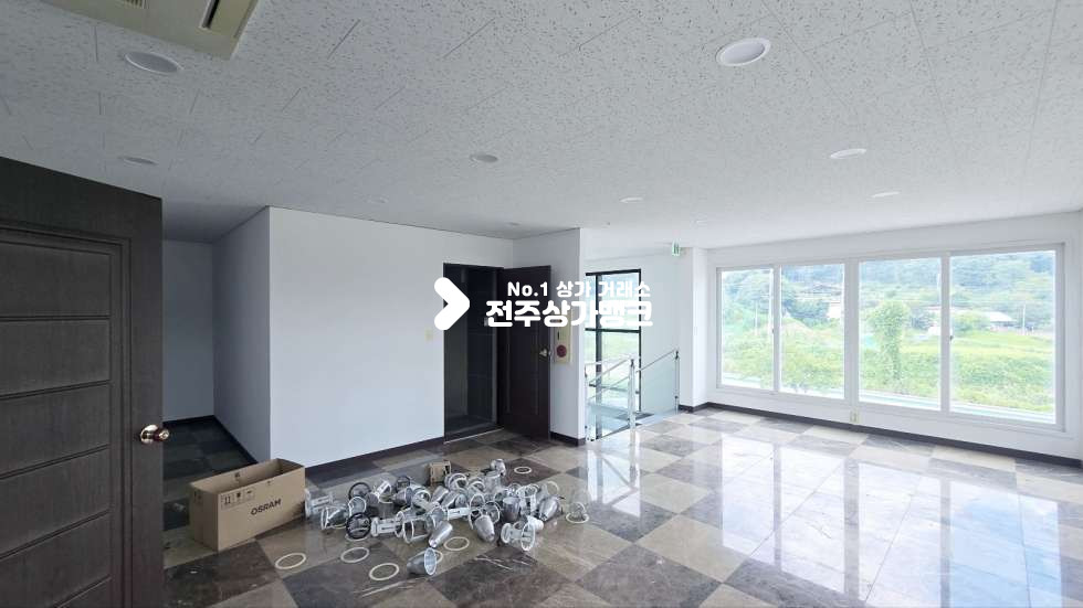 전북 전주완산구 삼천동3가 삼천동3가 김제ic , 혁신빠지기 좋은 2종근생 창고 제조업가능 ! 대형공장 추천 ! 월세 매물번호 16225 사진 11