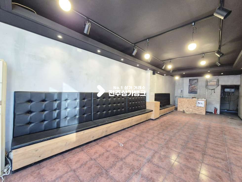 전북 전주완산구 중화산동2가 ●중화산동 중산초 인근 1층상가 음식점,카페 추천● 월세 매물번호 15269 사진 1