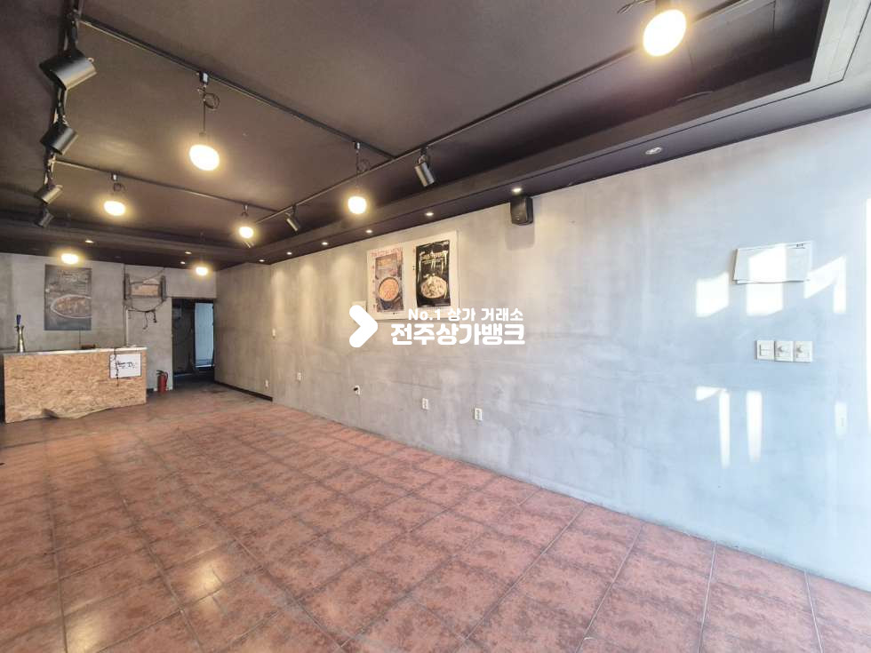 전북 전주완산구 중화산동2가 ●중화산동 중산초 인근 1층상가 음식점,카페 추천● 월세 매물번호 15269 사진 2