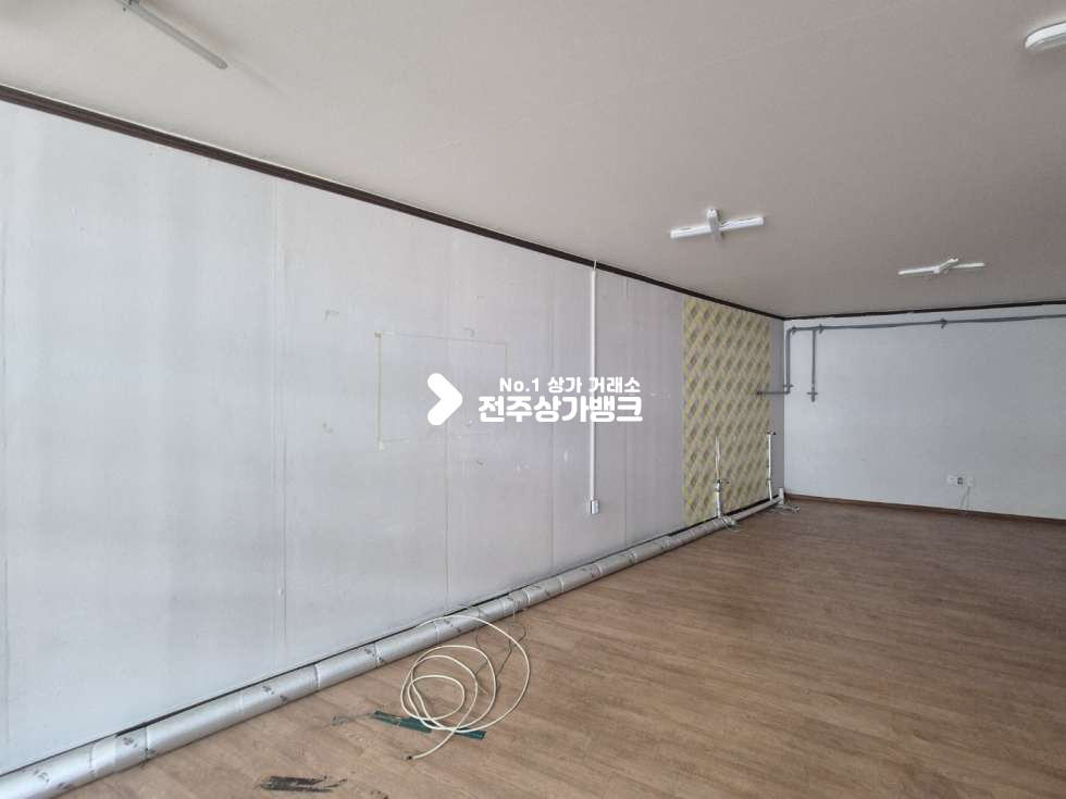 전북 전주완산구 서신동 ○서신동 서신아이파크 인근 1층상가. 카페추천○ 월세 매물번호 16266 사진 2