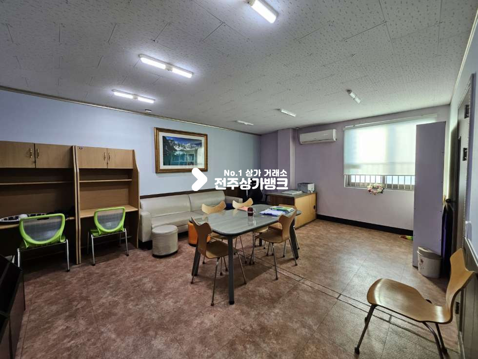 전북 전주완산구 삼천동1가 삼천동 3층 상가// 학원 사무실 추천합니다. 월세 매물번호 13533 사진 3
