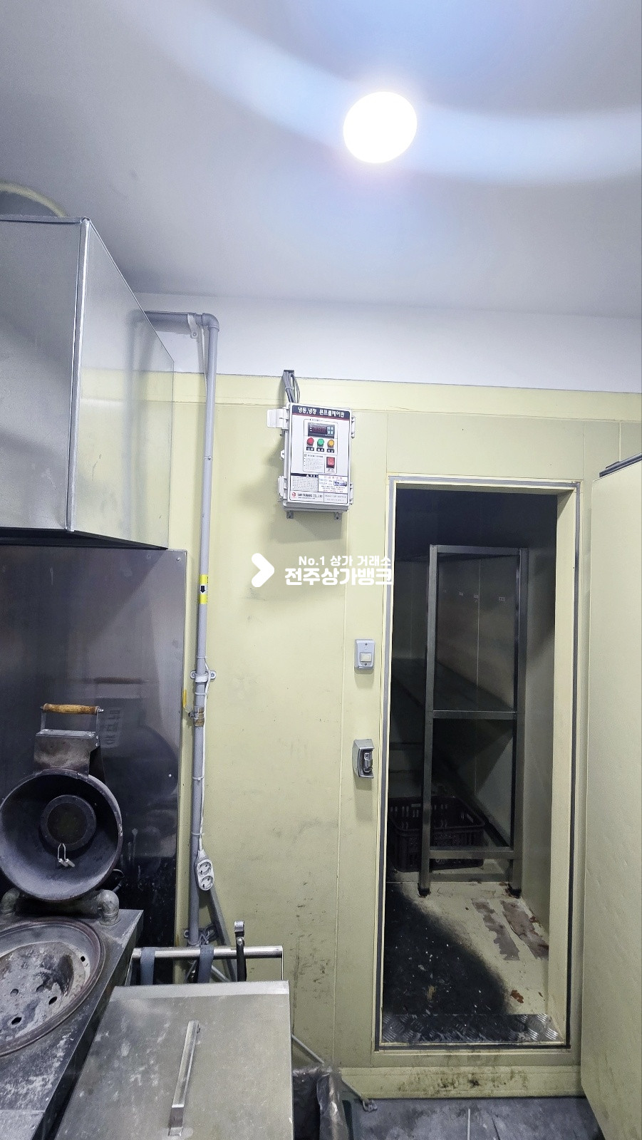전북 전주완산구 효자동3가 효자동3가 신시가지 무권리금 음식점 임대 , 내부 시설깔끔 즉시사용가능 월세 매물번호 16299 사진 9