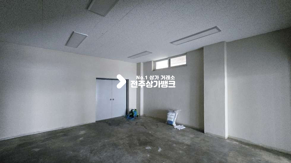 전북 전주완산구 효자동3가 효자동3가 1층 상가 임대 , 문2개설치로 내부 창고로사용도 가능 즉시입주가능 월세 매물번호 16300 사진 7