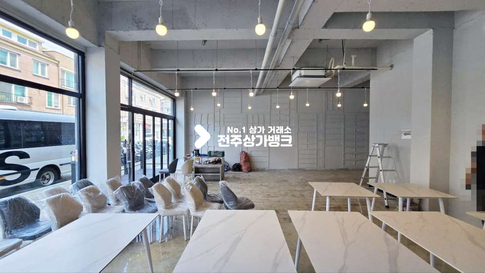 전북 전주덕진구 덕진동2가 덕진동1가 무권리금 카페상가 30평형 즉시입주가능 내부집기 전부사용가능 월세 매물번호 16321 사진 5
