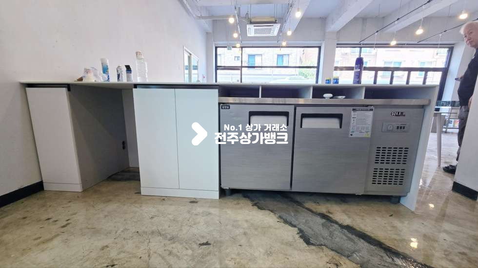 전북 전주덕진구 덕진동2가 덕진동1가 무권리금 카페상가 30평형 즉시입주가능 내부집기 전부사용가능 월세 매물번호 16321 사진 8