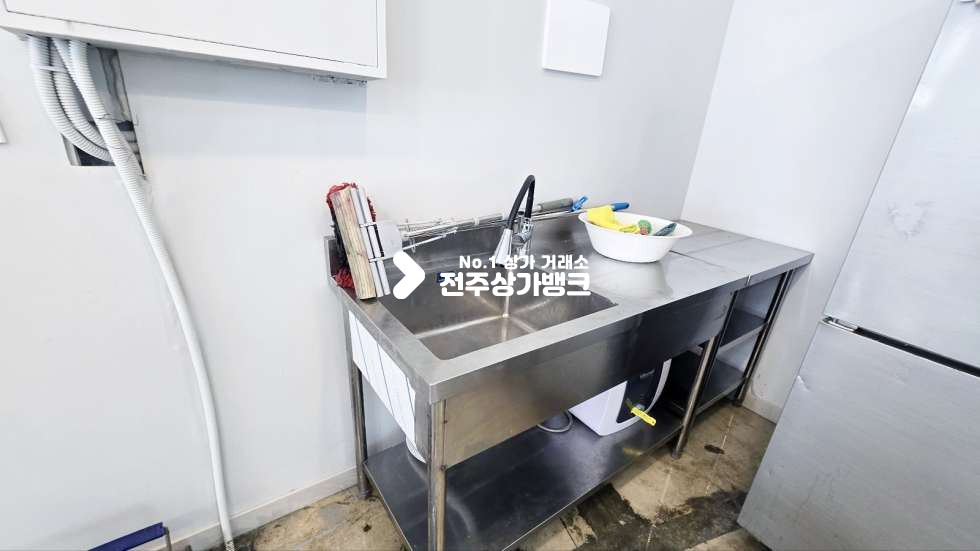 전북 전주덕진구 덕진동2가 덕진동1가 무권리금 카페상가 30평형 즉시입주가능 내부집기 전부사용가능 월세 매물번호 16321 사진 9