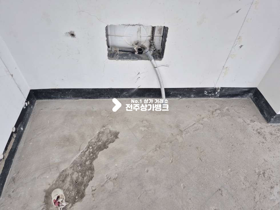 전북 전주덕진구 송천동2가 ○송천동 오송초인근 2층 삼면이 보이는 노출 좋은 상가○ 월세 매물번호 16348 사진 5