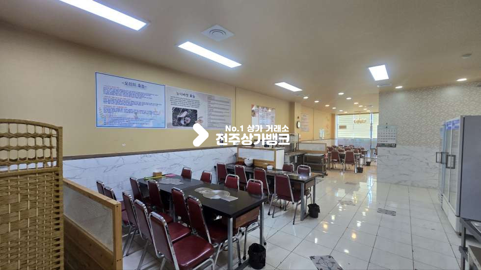 전북 전주덕진구 산정동 산정동 무권리금의 음식점 양도양수 월세 협의가능 옆칸 터서 총 100평 이용도 가능 ! 월세 매물번호 16035 사진 3