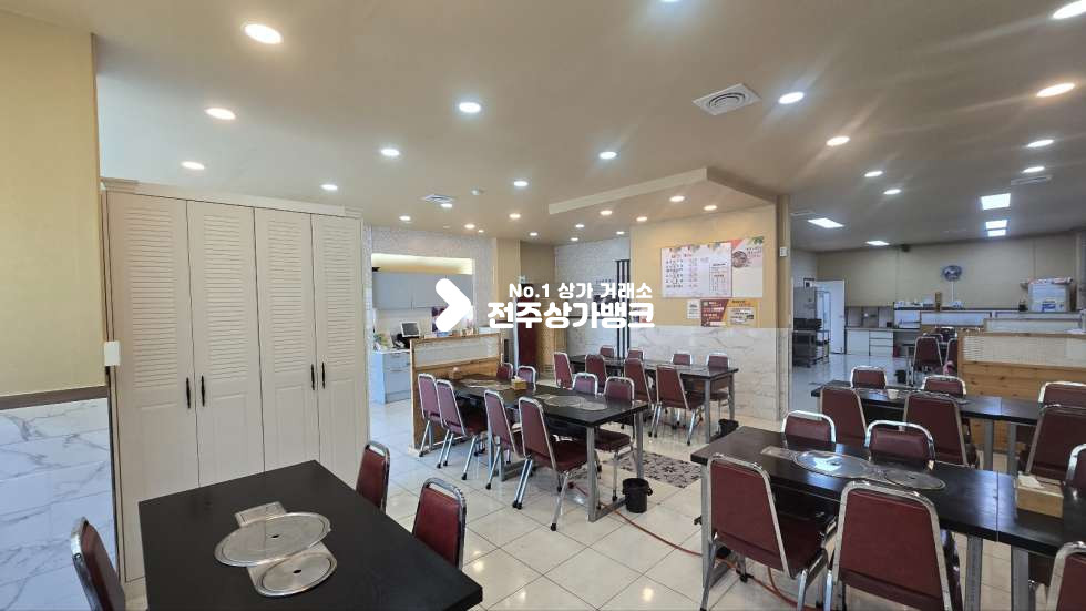전북 전주덕진구 산정동 산정동 무권리금의 음식점 양도양수 월세 협의가능 옆칸 터서 총 100평 이용도 가능 ! 월세 매물번호 16035 사진 5