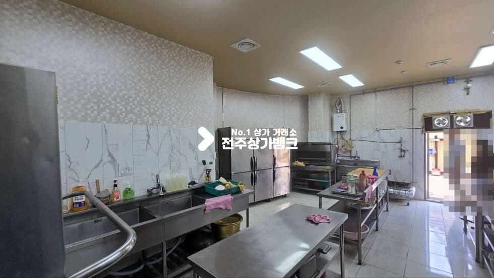 전북 전주덕진구 산정동 산정동 무권리금의 음식점 양도양수 월세 협의가능 옆칸 터서 총 100평 이용도 가능 ! 월세 매물번호 16035 사진 7