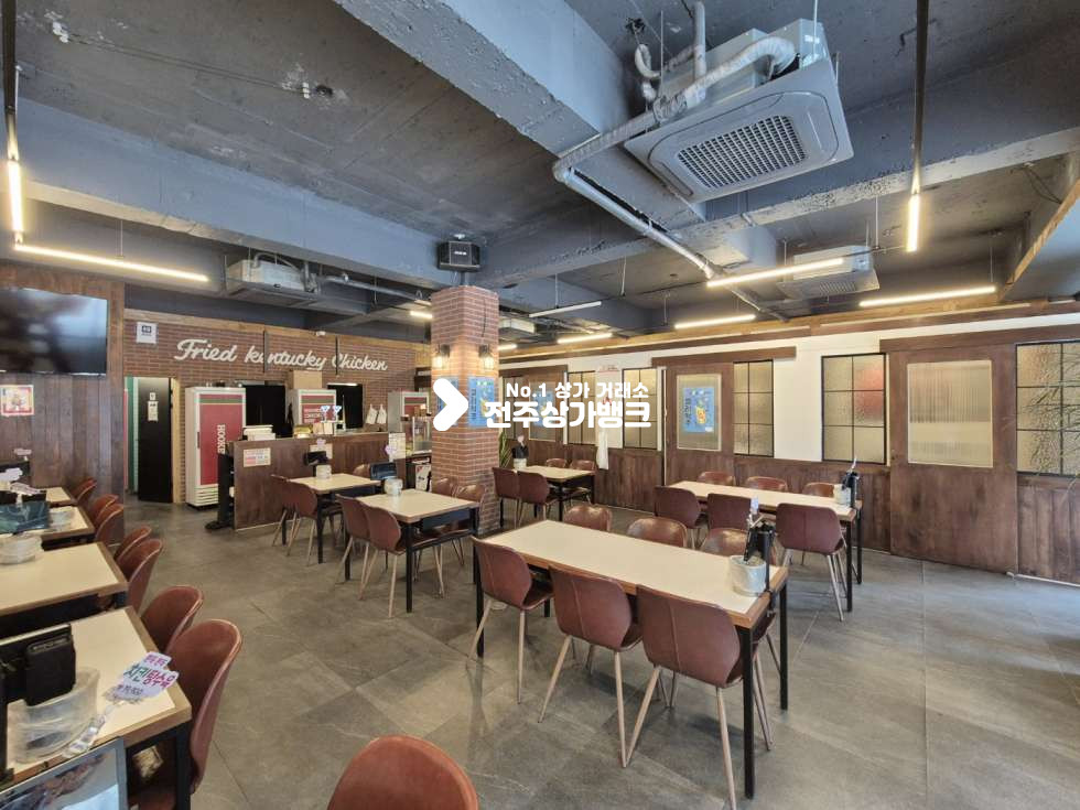 전북 전주완산구 삼천동1가 ○삼천동 먹자골목 치킨프렌차이즈 양도양수 깔끔한 인테리어 그대로!○ 월세 매물번호 16363 사진 1