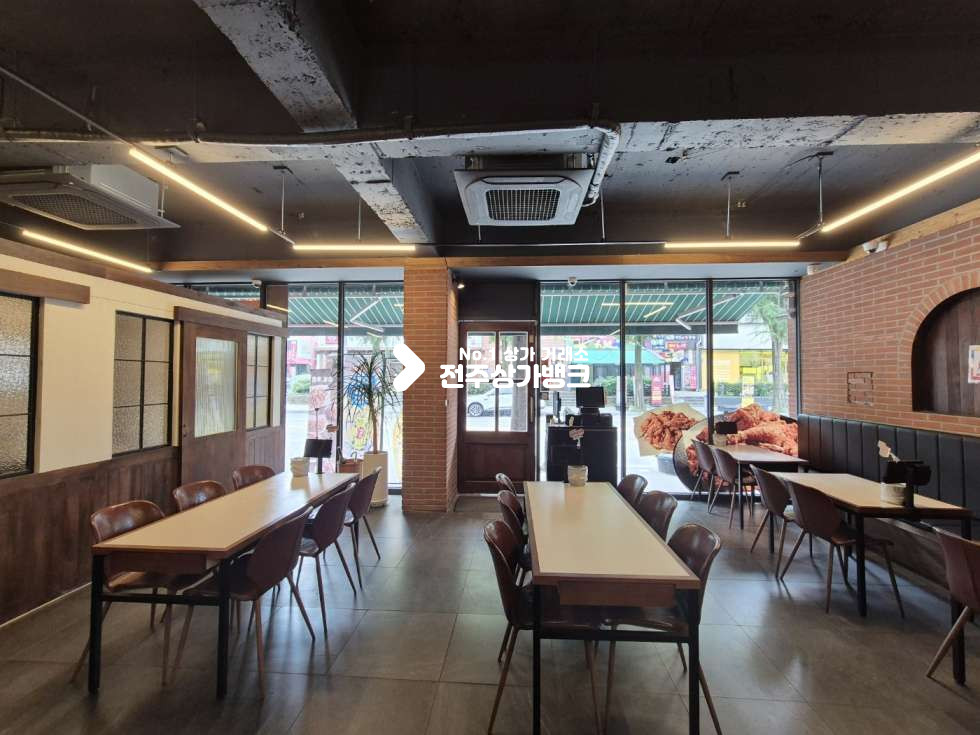 전북 전주완산구 삼천동1가 ○삼천동 먹자골목 치킨프렌차이즈 양도양수 깔끔한 인테리어 그대로!○ 월세 매물번호 16363 사진 8