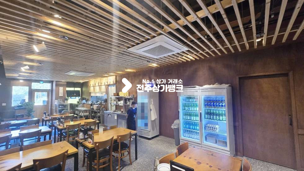 전북 전주완산구 효자동3가 효자동3가 경찰청사거리 장사 매우 잘되는 프렌차이즈 음식점 양도양수 권리금 협의가능 월세 매물번호 16368 사진 4
