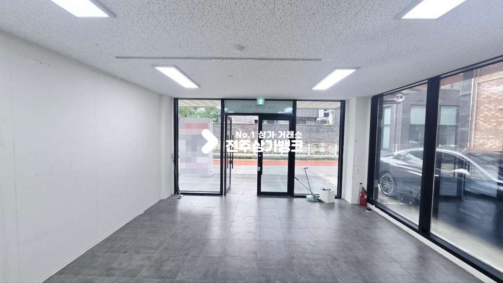 전북 전주완산구 효자동2가 효자동2가 내부깔끔 , 내부화장실 있음 통창으로 미용업종으로 강력추천! 월세 매물번호 16372 사진 5