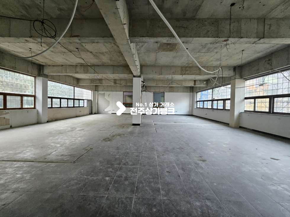 전북 전주완산구 중화산동2가 A 대로변2층/넓은상가/노출홍보/유동인구 차량 많은곳 월세 매물번호 13374 사진 4