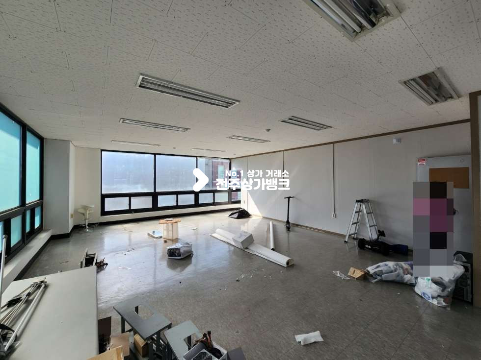 전북 전주완산구 효자동3가 JY 효자동3가 층단독사용 깔끔한 인테리어 양쪽 단독사용이 가능한 사무실임대 월세 매물번호 13198 사진 12