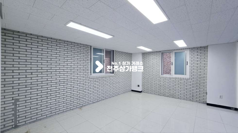전북 전주완산구 중화산동2가 중화산동2가 내부깔끔 , 내부화장실있는 상가 1인미용업종 강력추천 월세 매물번호 16427 사진 1