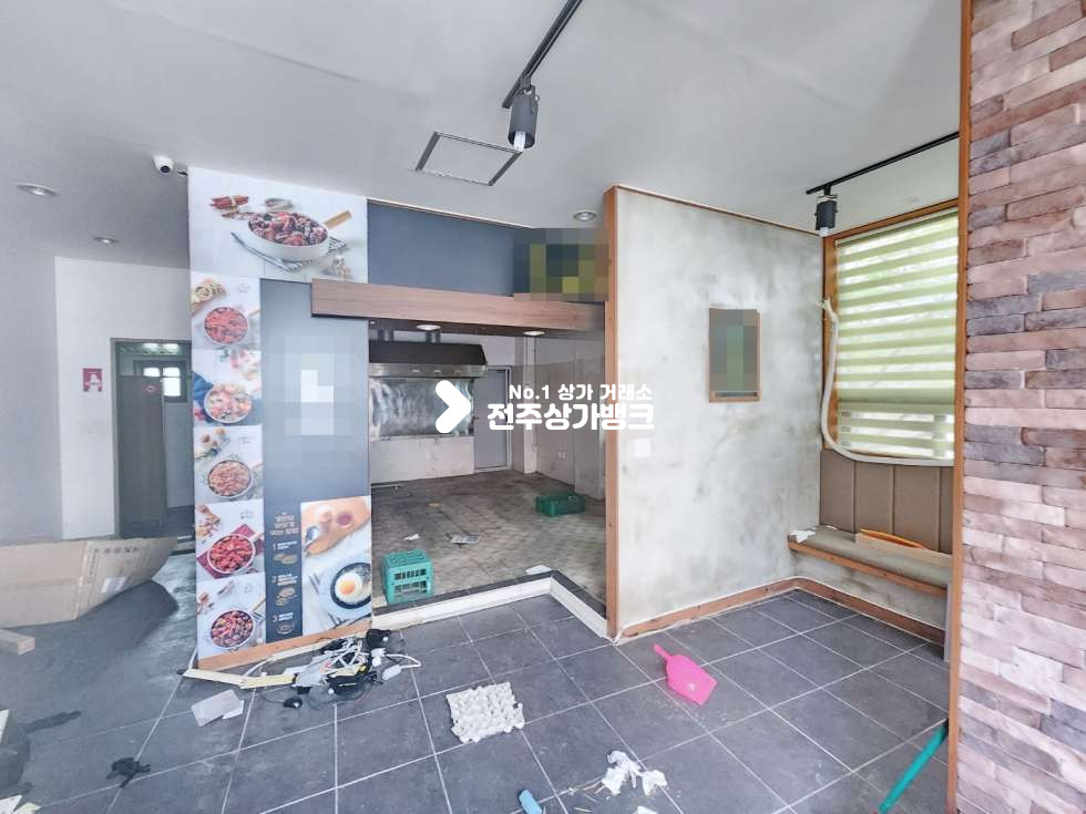 전북 전주완산구 효자동2가 효자동2가 넒은 배달상가로 재격인곳 내부덕트 ,화장실 구비 월세 매물번호 14854 사진 1