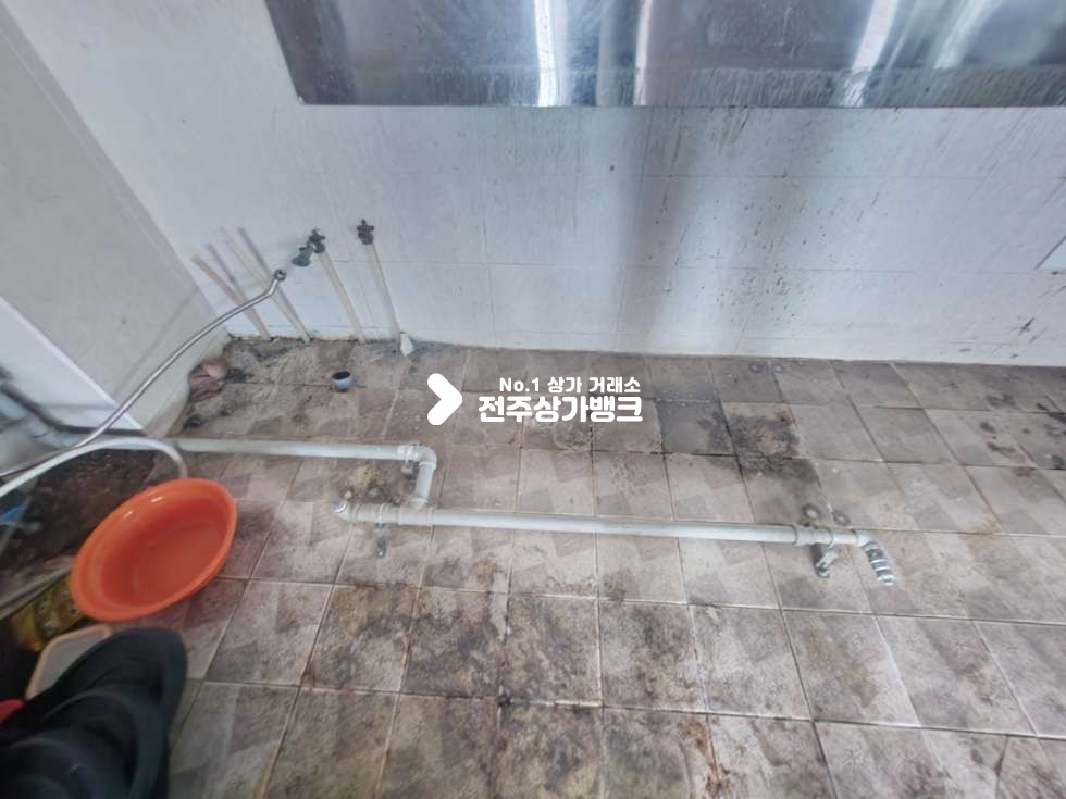 전북 전주완산구 효자동2가 효자동2가 넒은 배달상가로 재격인곳 내부덕트 ,화장실 구비 월세 매물번호 14854 사진 9